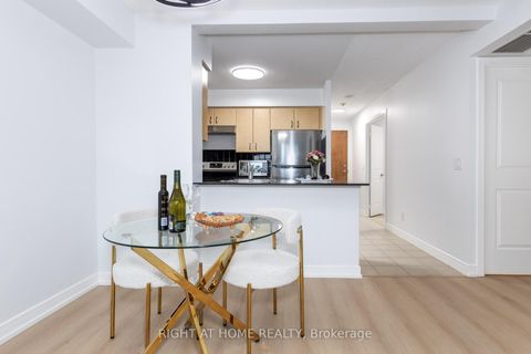 Photo 9 at 2216 - 31 Bales Avenue, Willowdale East, Toronto