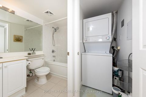 Photo 17 at 2216 - 31 Bales Avenue, Willowdale East, Toronto