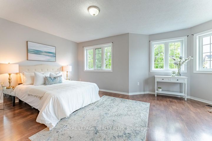 Photo 18 at 69 - 6830 Meadowvale Town Centre, Meadowvale, Mississauga