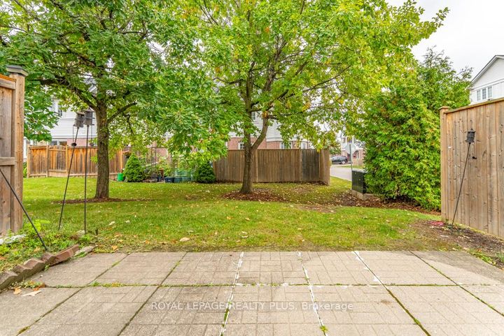 Photo 29 at 69 - 6830 Meadowvale Town Centre, Meadowvale, Mississauga