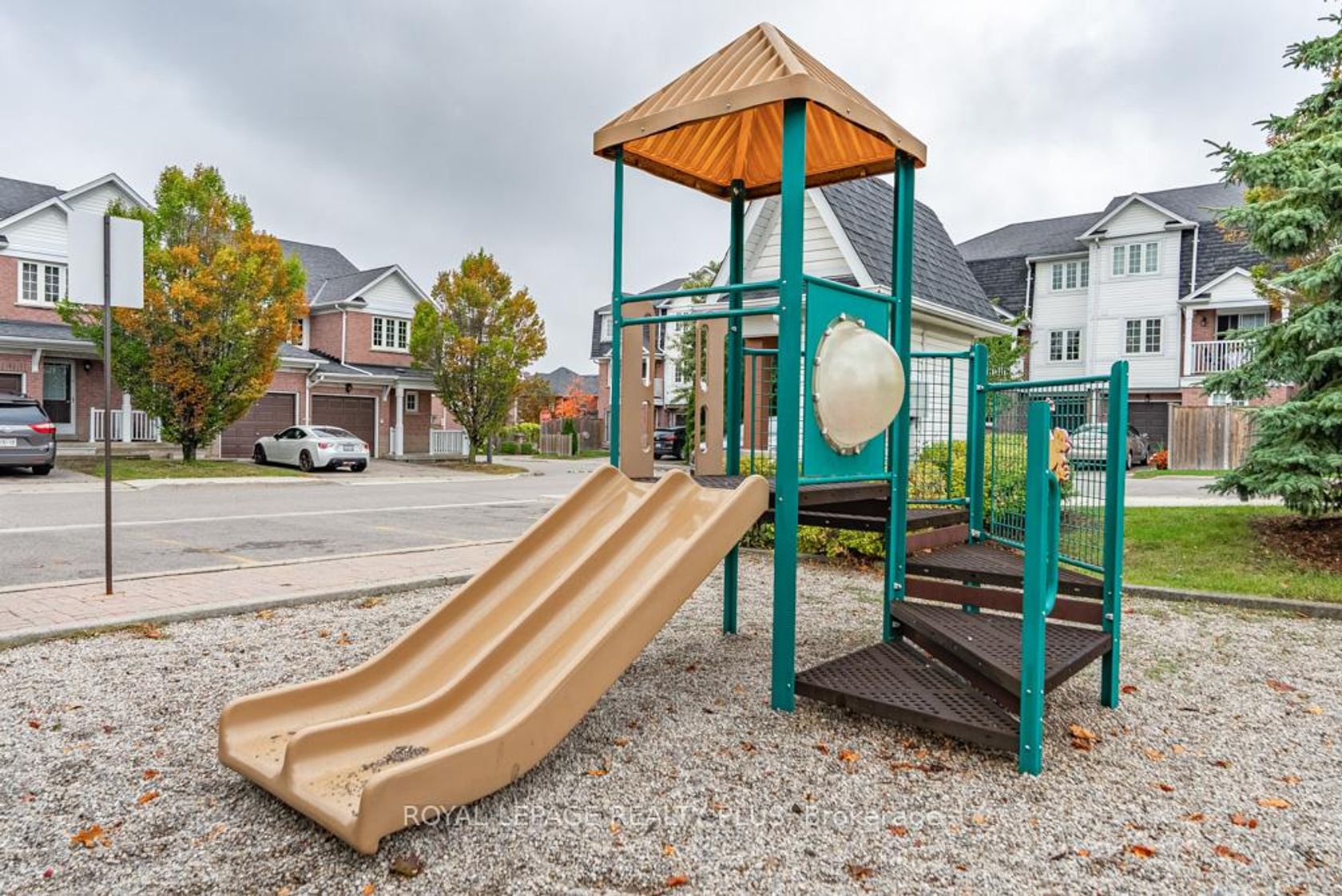 69 - 6830 Meadowvale Town Centre, Meadowvale, Mississauga 2