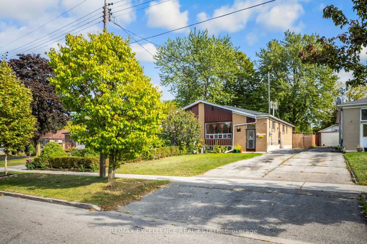 Photo 0 at 43 Porchester Drive, Woburn, Toronto