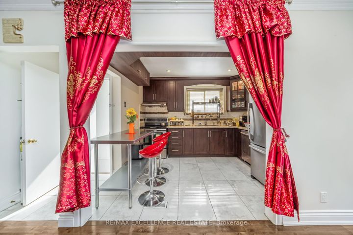 Photo 10 at 43 Porchester Drive, Woburn, Toronto