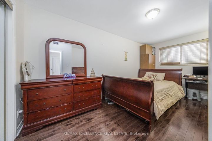 Photo 14 at 43 Porchester Drive, Woburn, Toronto