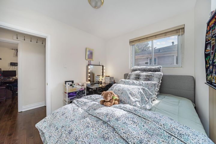 Photo 18 at 43 Porchester Drive, Woburn, Toronto