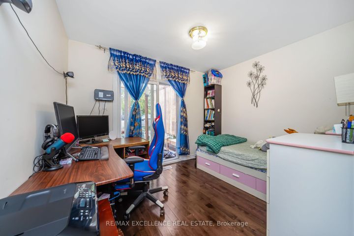 Photo 19 at 43 Porchester Drive, Woburn, Toronto