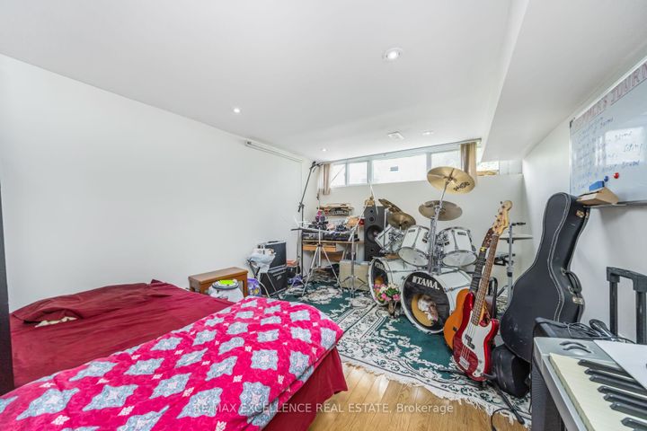 Photo 29 at 43 Porchester Drive, Woburn, Toronto