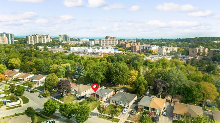 Photo 42 at 43 Porchester Drive, Woburn, Toronto