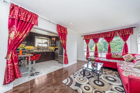 Photo 9 at 43 Porchester Drive, Woburn, Toronto