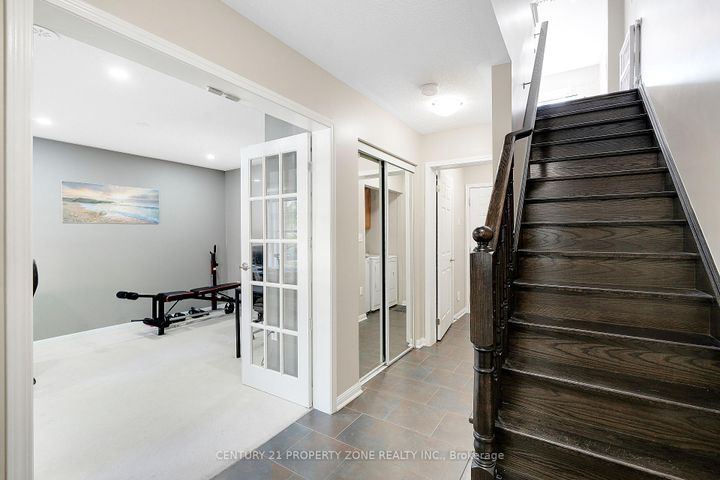 Photo 3 at 13 Portsdown Road, Northwest Brampton, Brampton