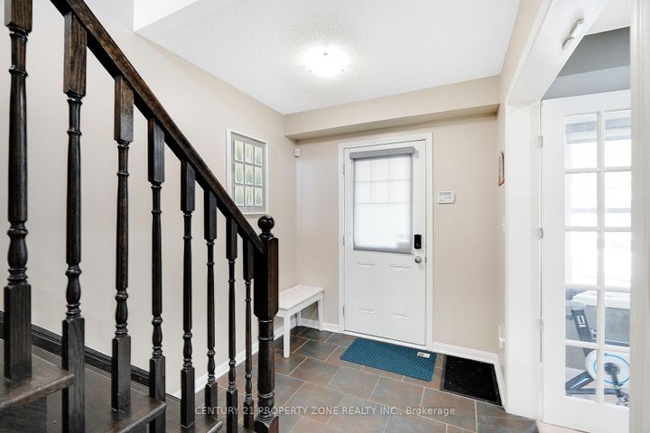 Photo 4 at 13 Portsdown Road, Northwest Brampton, Brampton