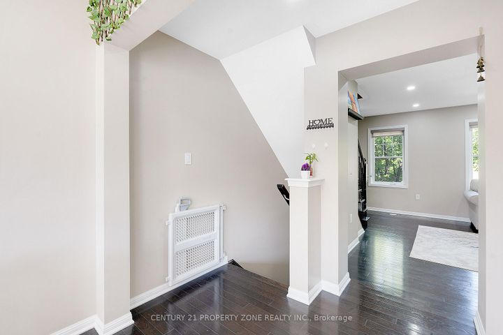 Photo 12 at 13 Portsdown Road, Northwest Brampton, Brampton