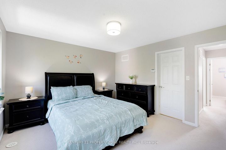 Photo 16 at 13 Portsdown Road, Northwest Brampton, Brampton