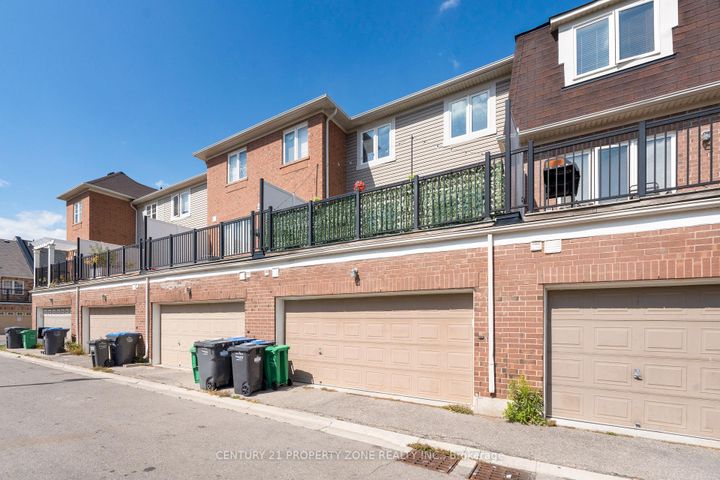Photo 25 at 13 Portsdown Road, Northwest Brampton, Brampton