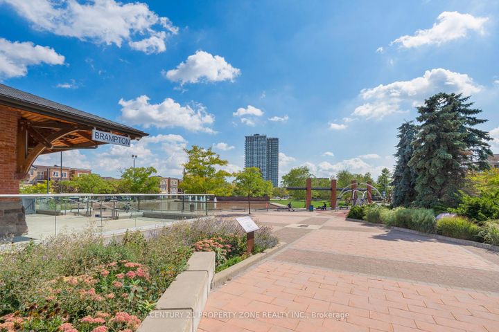 Photo 29 at 13 Portsdown Road, Northwest Brampton, Brampton