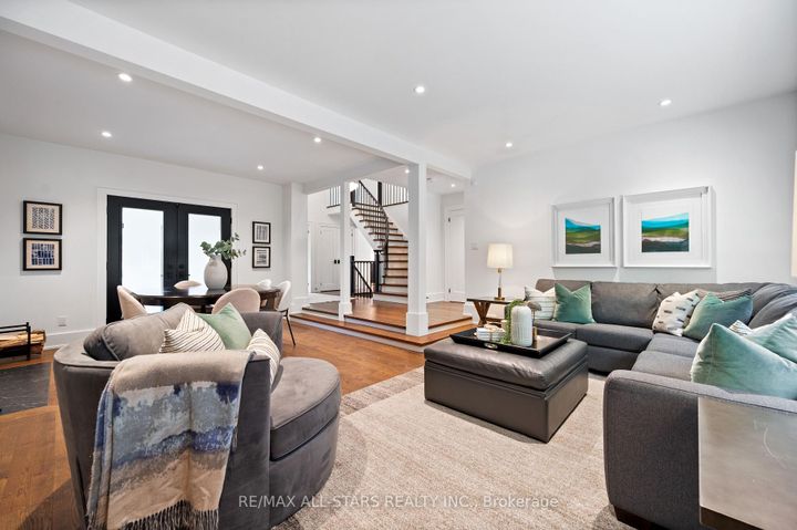 Photo 12 at 45 Rosemead Close, Unionville, Markham