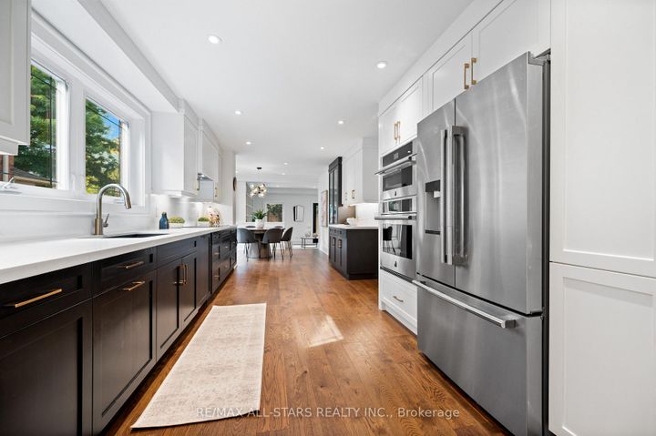 Photo 19 at 45 Rosemead Close, Unionville, Markham