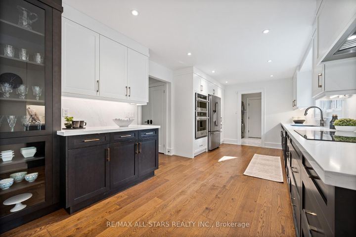 Photo 21 at 45 Rosemead Close, Unionville, Markham