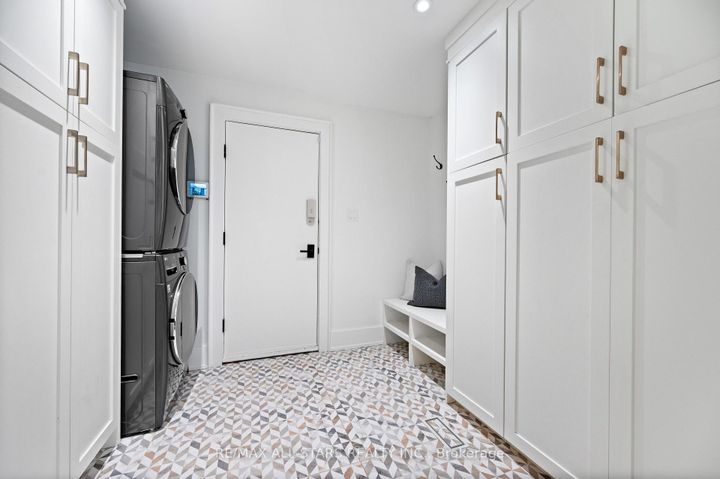 Photo 23 at 45 Rosemead Close, Unionville, Markham