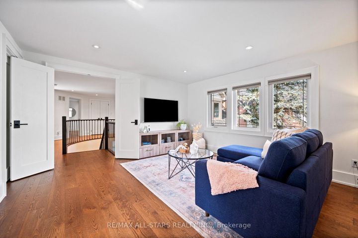 Photo 28 at 45 Rosemead Close, Unionville, Markham