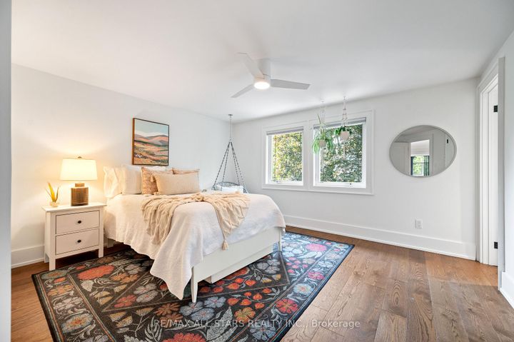 Photo 34 at 45 Rosemead Close, Unionville, Markham