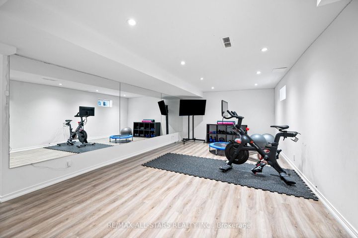 Photo 42 at 45 Rosemead Close, Unionville, Markham