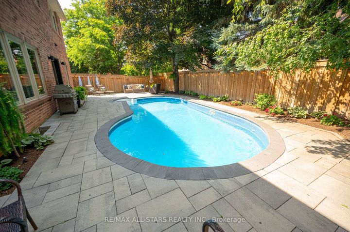 Photo 46 at 45 Rosemead Close, Unionville, Markham
