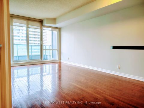 Photo 10 at 1301 - 1 Elm Drive W, City Centre, Mississauga