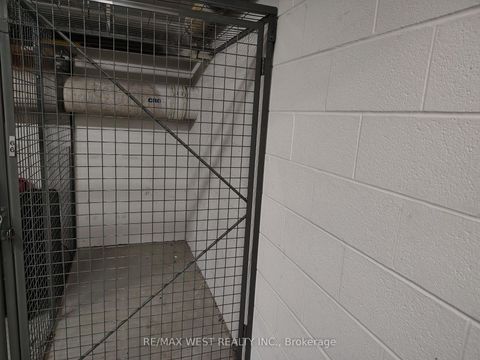 Photo 15 at 1301 - 1 Elm Drive W, City Centre, Mississauga