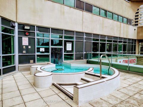 Photo 17 at 1301 - 1 Elm Drive W, City Centre, Mississauga