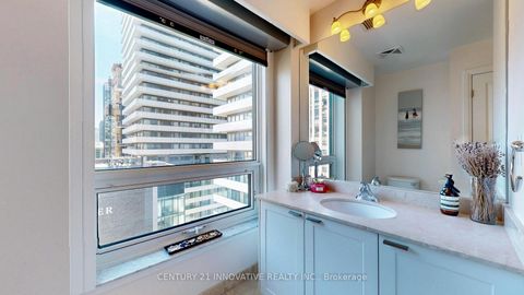Photo 12 at 1510 - 35 Hayden Street E, Yonge Corridor, Toronto