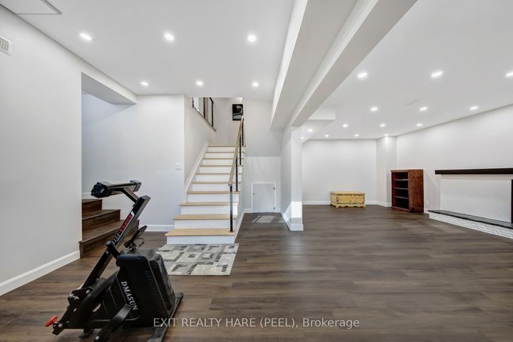 Photo 31 at 35 Ridgehill Drive, Brampton South, Brampton