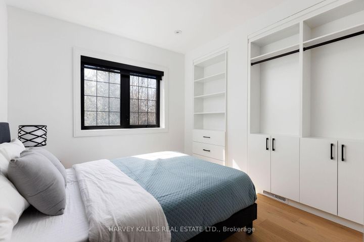 Photo 18 at 233 MacPherson Avenue, Casa Loma, Toronto