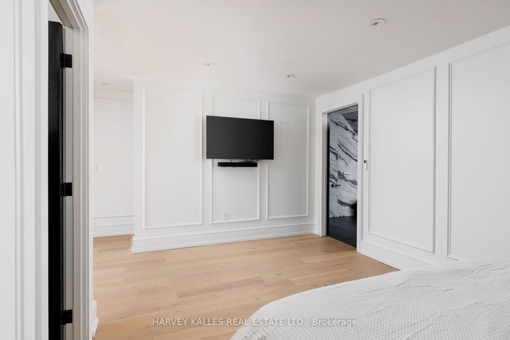 Photo 33 at 233 MacPherson Avenue, Casa Loma, Toronto