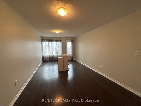 Photo 8 at 208 - 3865 Major Mackenzie Drive, Vellore Village, Vaughan