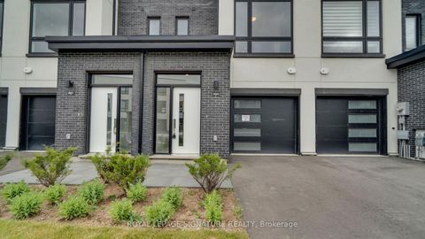 Photo 3 at 3055 Trailside Drive, GO Glenorchy, Oakville