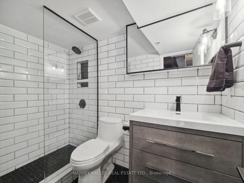 Photo 10 at 110 - 363 Sorauren Avenue, Roncesvalles, Toronto