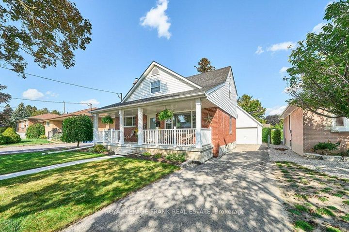 Photo 1 at 483 Nipigon Street, McLaughlin, Oshawa