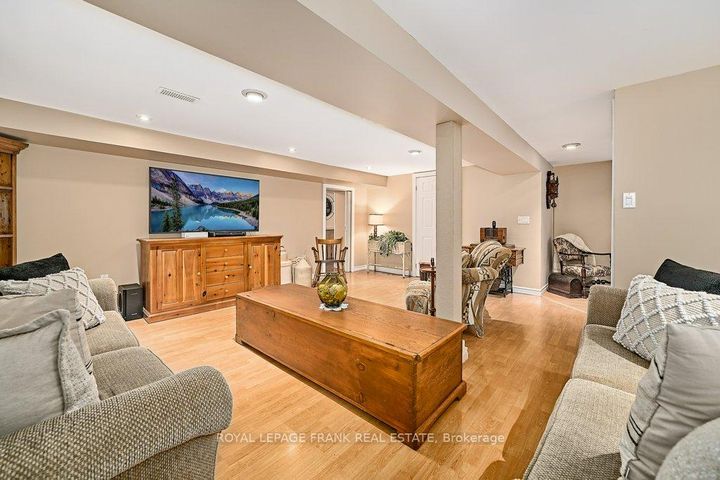 Photo 22 at 483 Nipigon Street, McLaughlin, Oshawa