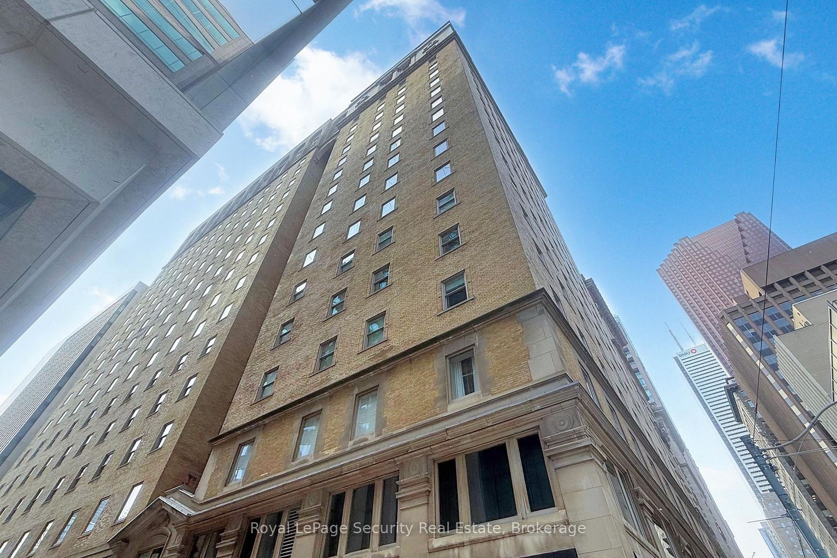 323 - 22 Leader Lane, Yonge Corridor, Toronto 