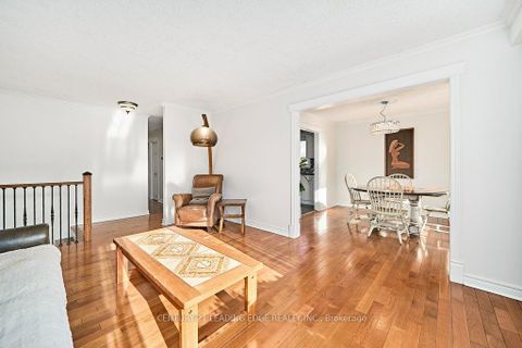 Photo 11 at 25 Eileen Drive, Allandale Heights, Barrie