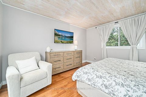 Photo 22 at 25 Eileen Drive, Allandale Heights, Barrie