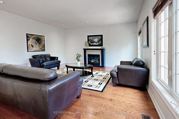 Photo 8 at 43 Alhart Street, Jefferson, Richmond Hill