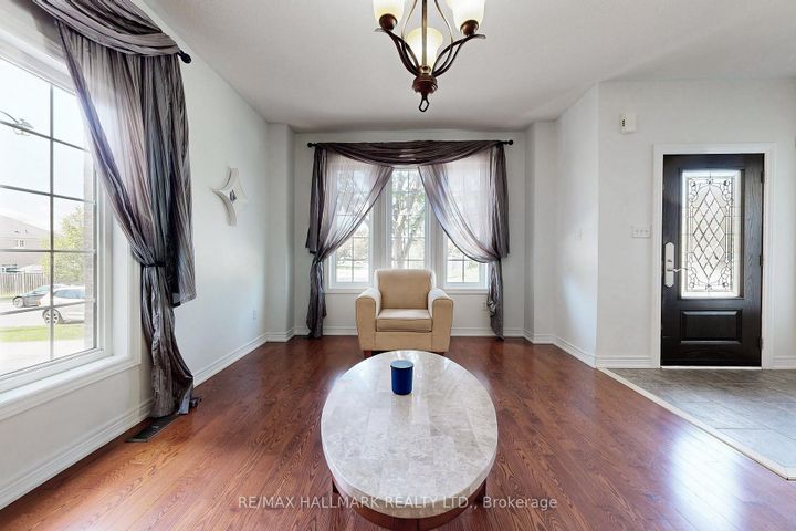 Photo 10 at 43 Alhart Street, Jefferson, Richmond Hill