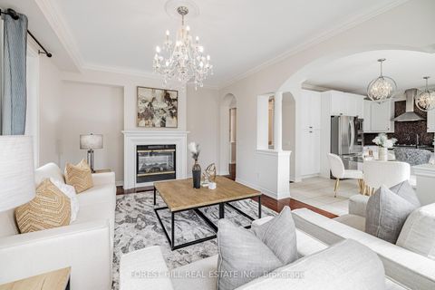 Photo 5 at 36 Zoran Lane, Patterson, Vaughan