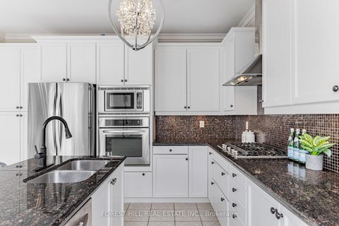 Photo 11 at 36 Zoran Lane, Patterson, Vaughan