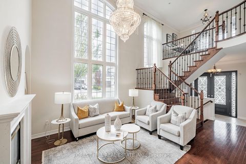 Photo 15 at 36 Zoran Lane, Patterson, Vaughan