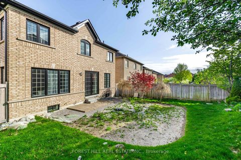 Photo 29 at 36 Zoran Lane, Patterson, Vaughan