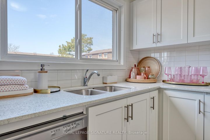 Photo 2 at Unit 26 - 20 Anna Capri Drive, Templemead, Hamilton