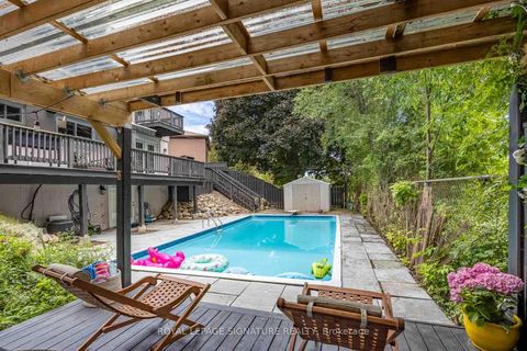 Photo 7 at 105 Catalina Drive, Guildwood, Toronto